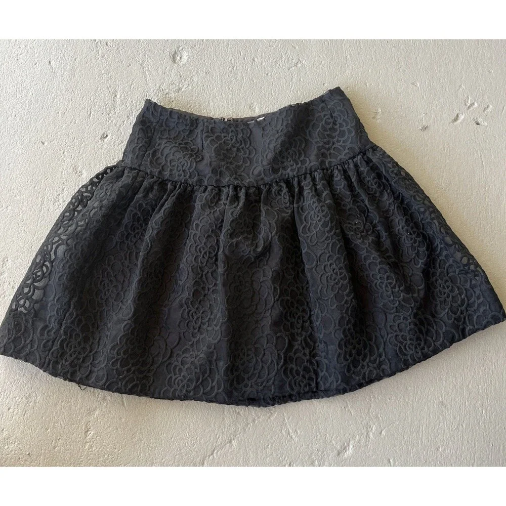 Kate Spade Do Wonder Rose Skater Black Lace Skirt Size 0 Waist 26